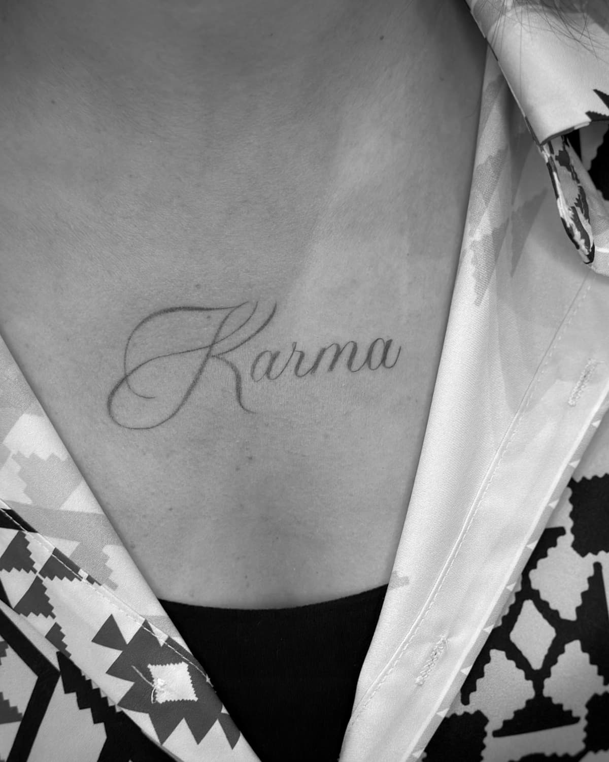 Tatouage fine line réalisé à Namur par Inked Capricorn — pièce 5